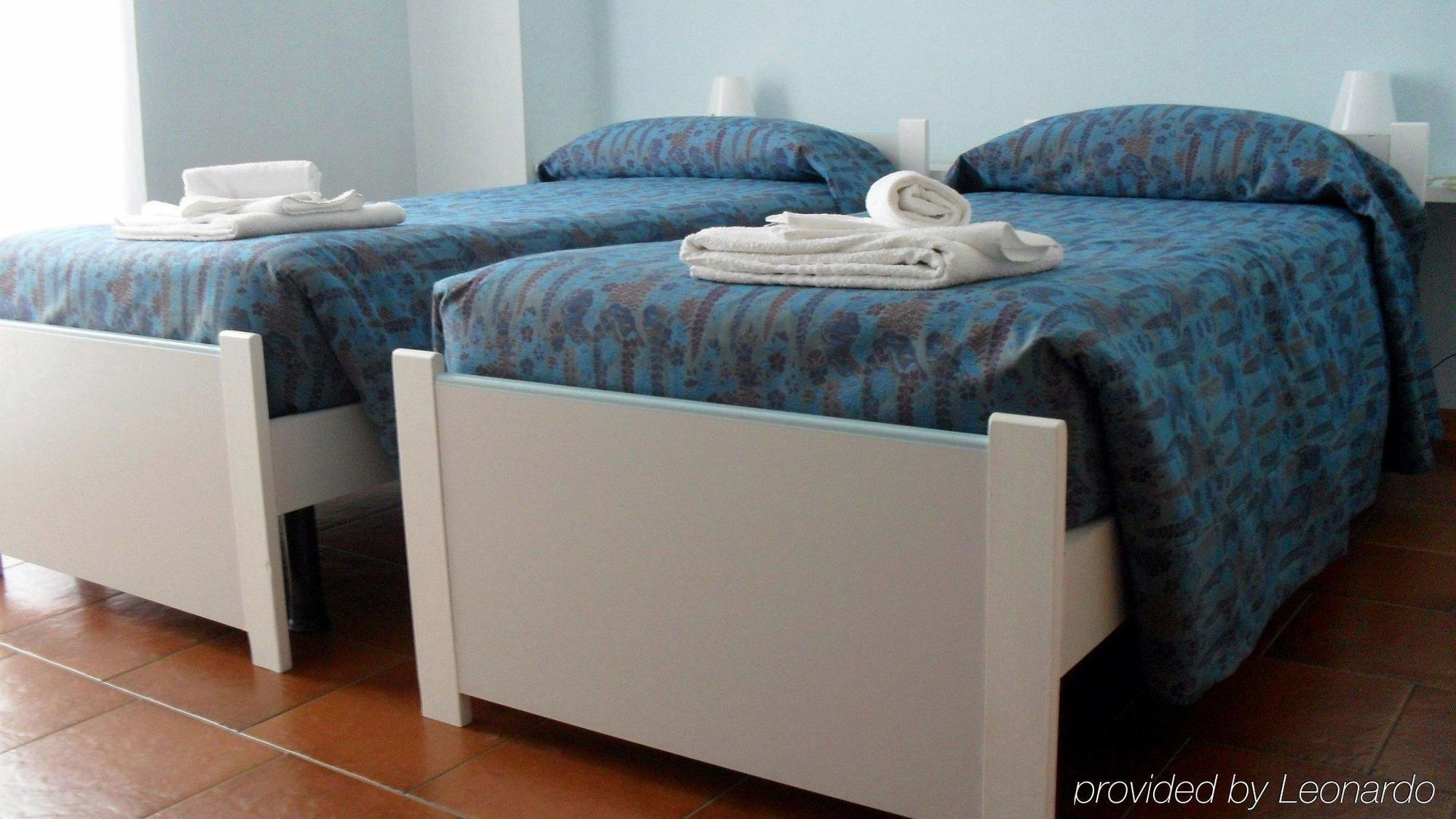 Albergo Residence Isotta Veruno Екстериор снимка