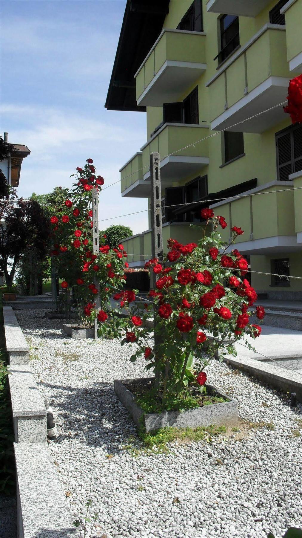 Albergo Residence Isotta Veruno Екстериор снимка