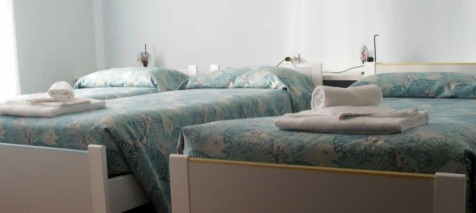 Albergo Residence Isotta Veruno Екстериор снимка